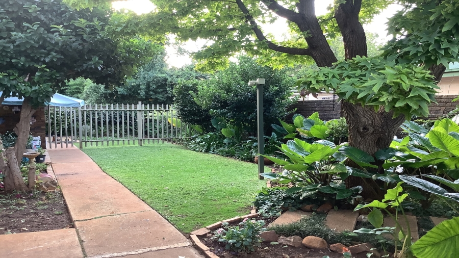 2 Bedroom Property for Sale in Potchefstroom North West